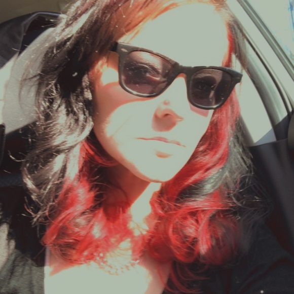 Meet your Posher, Rachie - Picture 1 of 1